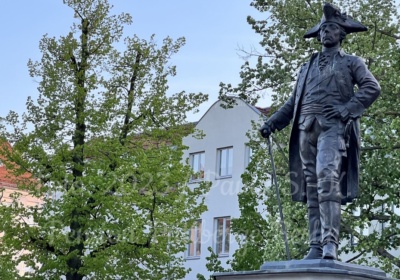 Denkmal "Friedrich der Große" in der Bölschestraße in Berlin Köpenick